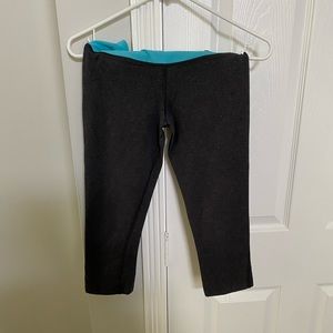 Nike Dri Fit active wear Capri pants